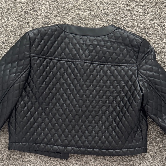 Zara Women's Black Quilted Leather Jacket - Picture 6 of 6
